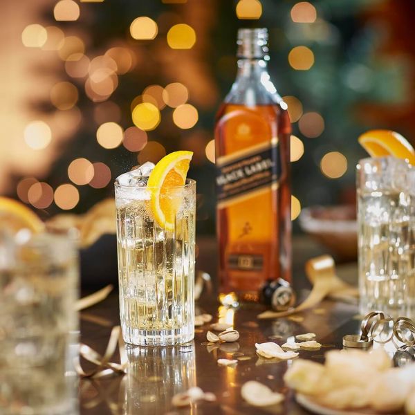 История и особенности виски Джони Уокер