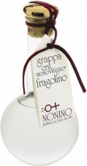 Граппа Cru Monovitigno Fragolino, gift box, 0.5 л - Фото 2