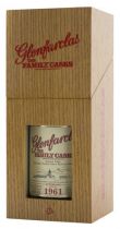 Виски Glenfarclas The Family Casks 1961 - 0,7 л Виски Glenfarclas The Family Casks 1961 - 0,7 л