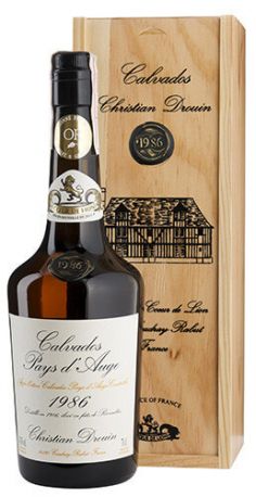 Кальвадос Calvados Coeur de Lion Pays d'Auge, wooden box 1986 - 0,7 л