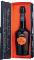 Кальвадос Lecompte, Pays d'Auge, 20 years, in gift box, 0.7 л Кальвадос Lecompte, Pays d'Auge, 20 years, in gift box, 0.7 л