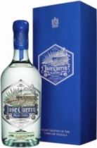 Текила "Jose Cuervo" Platino Reserva De la Familia in gift box, 0.7 л Текила "Jose Cuervo" Platino Reserva De la Familia in gift box, 0.7 л