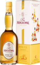 Кальвадос Pere Magloire Fine V.S, gift box, 0.7 л Кальвадос Pere Magloire Fine V.S, gift box, 0.7 л