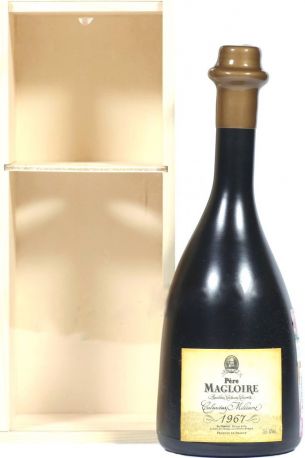 Кальвадос Pere Magloire, Calvados Millesime, 1967, wooden box, 0.7 л