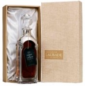 Арманьяк Chateau de Laubade EXTRA Strauss in gift box, 0.7 л Арманьяк Chateau de Laubade EXTRA Strauss in gift box, 0.7 л