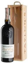 Вино Taylor's Quinta de Terra Feita, gift box 2005 - 0,75 л Вино Taylor's Quinta de Terra Feita, gift box 2005 - 0,75 л