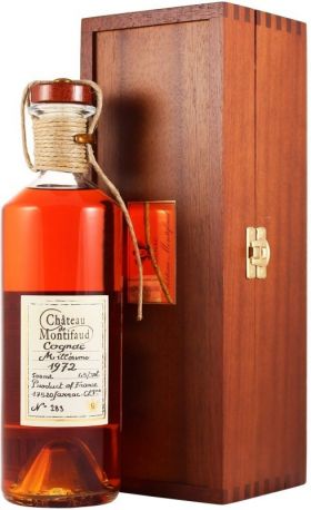 Коньяк "Chateau de Montifaud" Millesime 1972, Fine Petite Champagne AOC, wooden box, 0.5 л