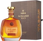 Коньяк "Аскания" Икс О, в подарочной коробке, 0.7 л Коньяк "Аскания" Икс О, в подарочной коробке, 0.7 л