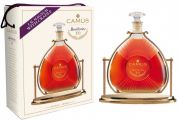 Коньяк Camus X.O. Borderies, gift box with cradle, 1.5 л Коньяк Camus X.O. Borderies, gift box with cradle, 1.5 л