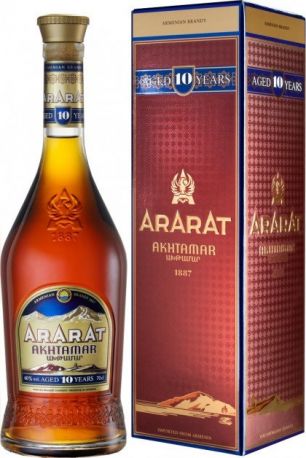 Коньяк Арарат "Ахтамар", в подарочной коробке, 0.7 л