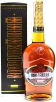 Коньяк "Шустов" Юбилейный, в подарочной коробке, 0.5 л Коньяк "Шустов" Юбилейный, в подарочной коробке, 0.5 л