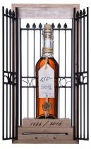 Коньяк "Chateau de Montifaud" 150th Anniversary, gift box, 0.5 л Коньяк "Chateau de Montifaud" 150th Anniversary, gift box, 0.5 л