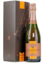 Шампанское Veuve Clicquot Ponsandin Vintage Rose 2008 розовое брют 0.75 л 12% в подарочной упаковке Шампанское Veuve Clicquot Ponsandin Vintage Rose 2008 розовое брют 0.75 л 12% в подарочной упаковке