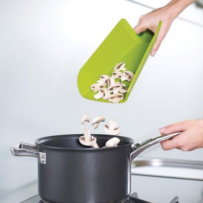 Разделочная доска Joseph Joseph Chop2pot 26x17x4 см Зеленая - Фото 3