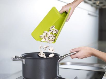 Разделочная доска Joseph Joseph Chop2pot 38х21х1.5 см Зеленая - Фото 3