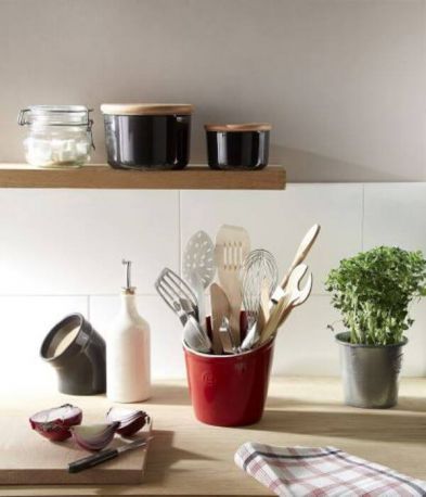 Солонка Emile Henry Kitchen Tools 0.35 л Флинт - Фото 3