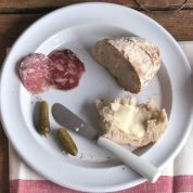 Тарелка десертная Emile Henry Tableware круглая 21 см Тарелка десертная Emile Henry Tableware круглая 21 см